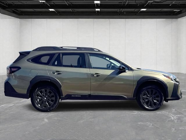 Used 2025 Subaru Outback Onyx Edition AWD/4WD image 4