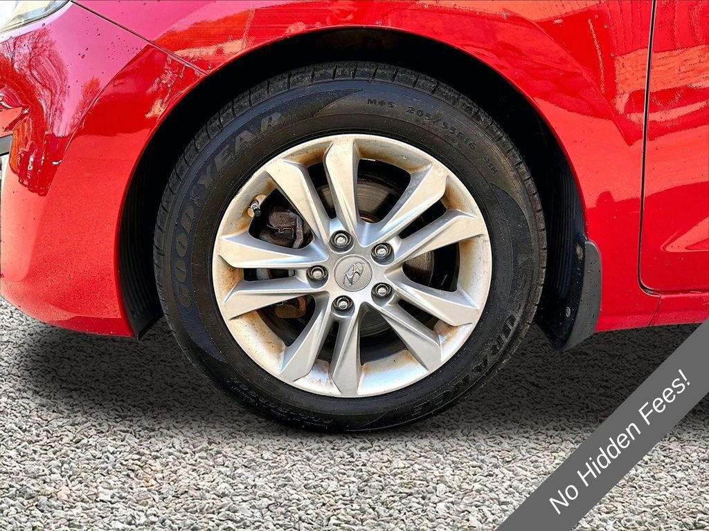 Used 2013 Hyundai Elantra GT FWD image 9