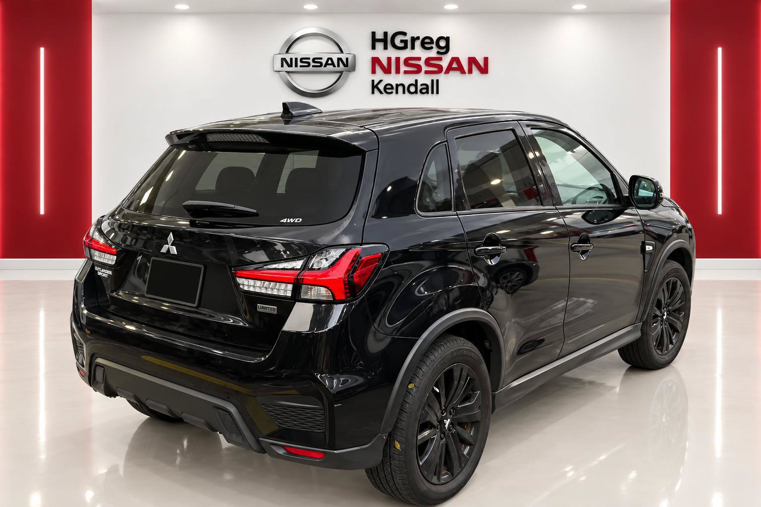 Used 2023 Mitsubishi Outlander Sport LE AWD/4WD image 4