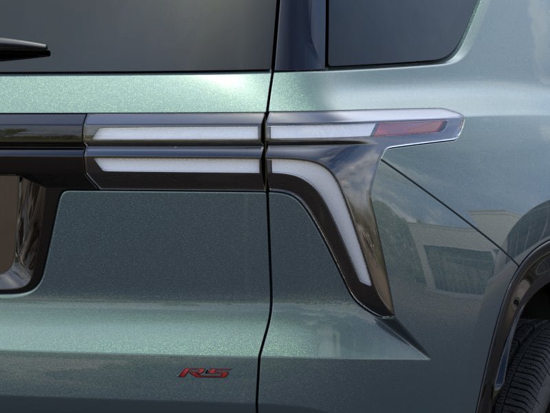 New 2027 Chevrolet Traverse RS w/ LPO, Floor Liner Package AWD/4WD image 35