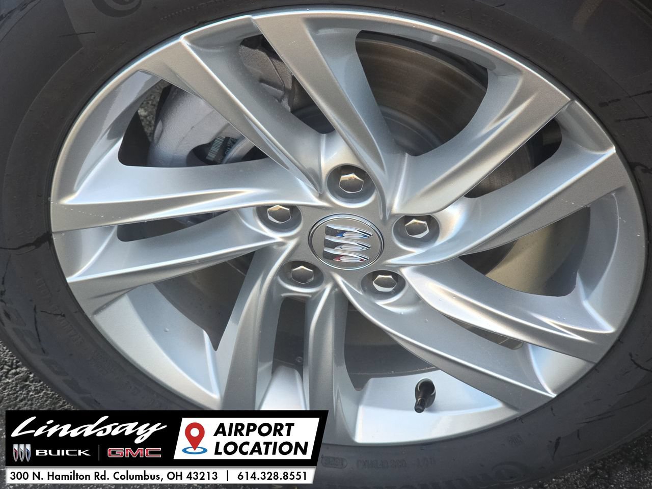 New 2026 Buick Envista Sport Touring w/ Convenience I Package FWD image 32