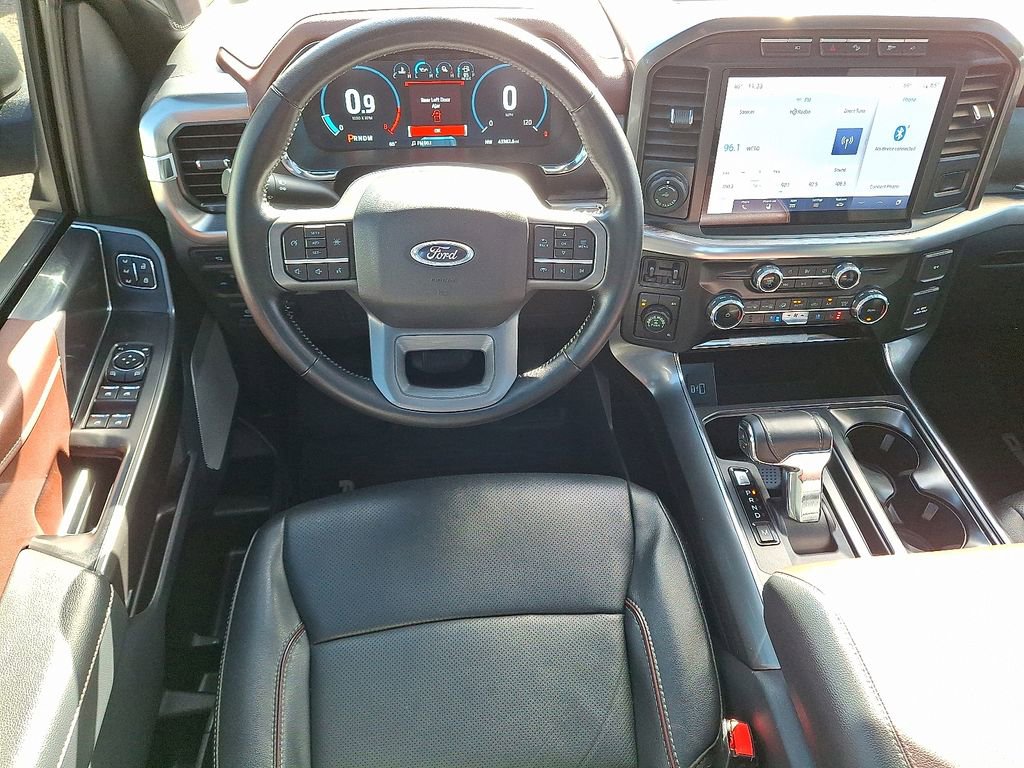 Used 2022 Ford F150 Lariat image 2