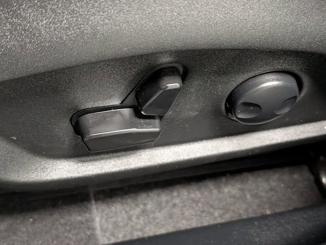 Used 2024 Jeep Compass Limited image 11