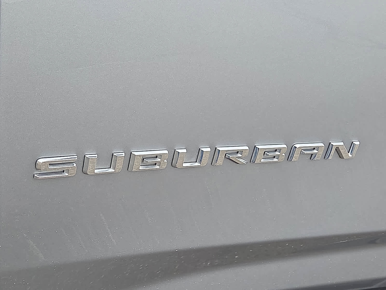 Used 2023 Chevrolet Suburban Premier image 31