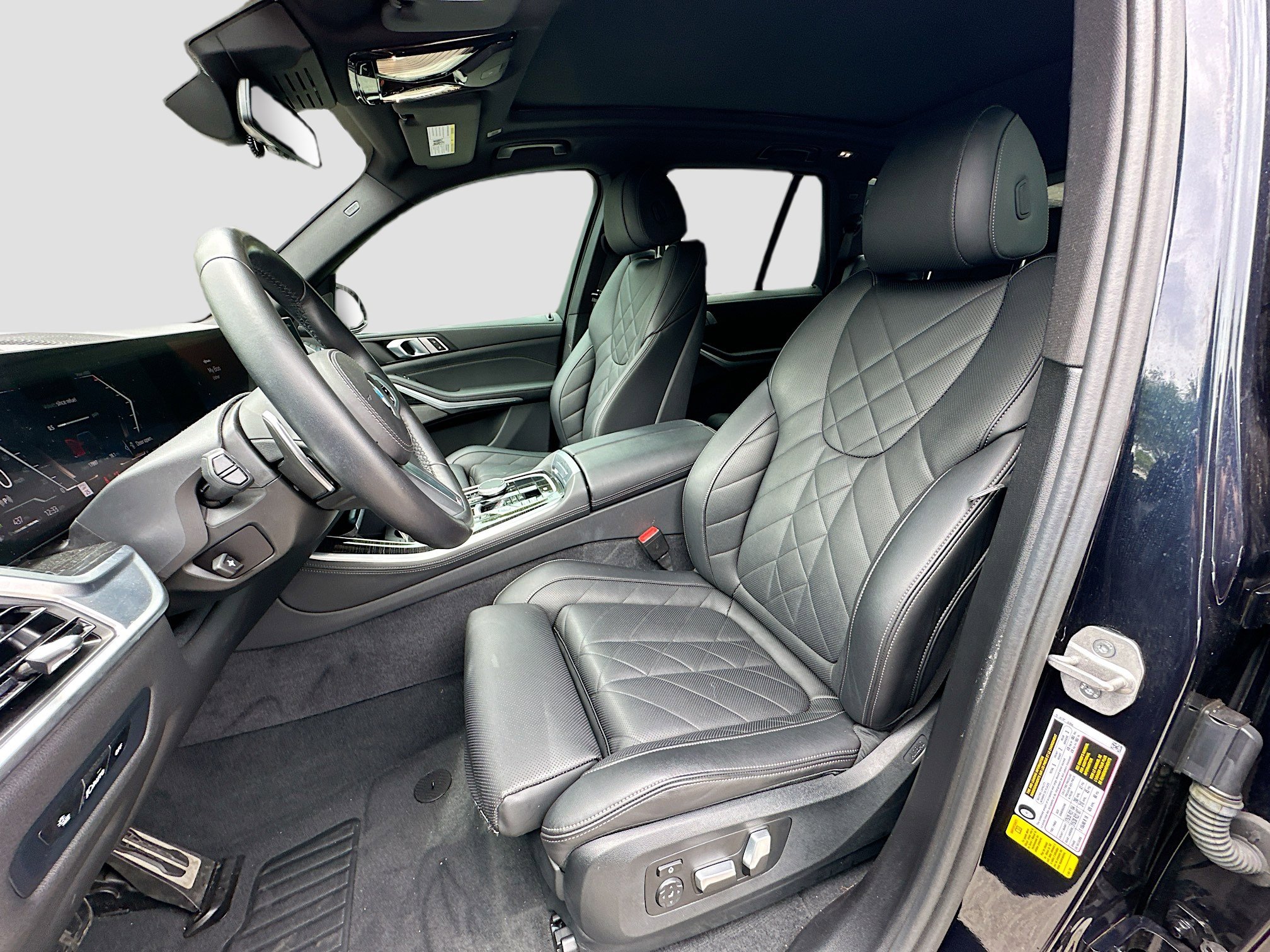 Certified 2024 BMW X5 sDrive40i w/ M Sport Package RWD image 22