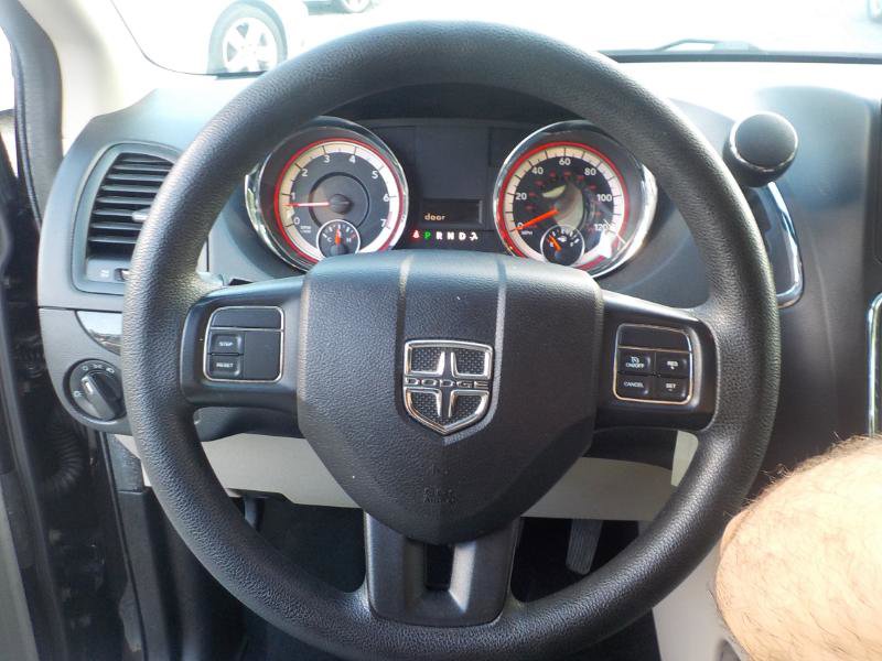 Used 2016 Dodge Grand Caravan SXT image 10