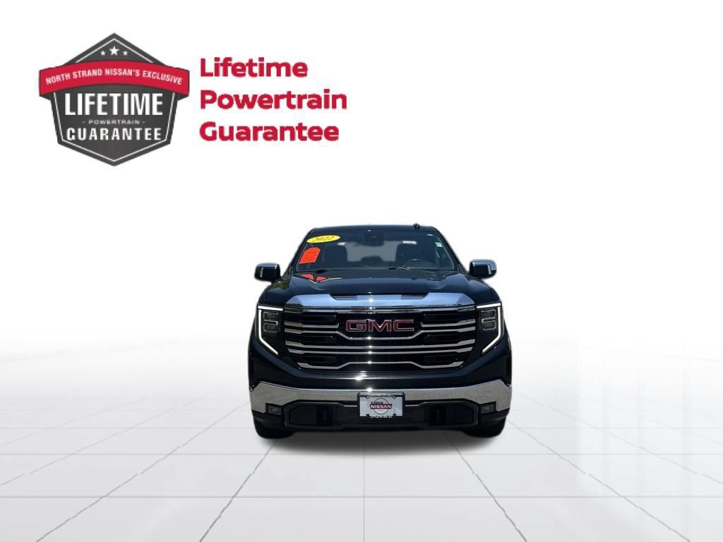 Used 2022 GMC Sierra 1500 SLT AWD/4WD image 2