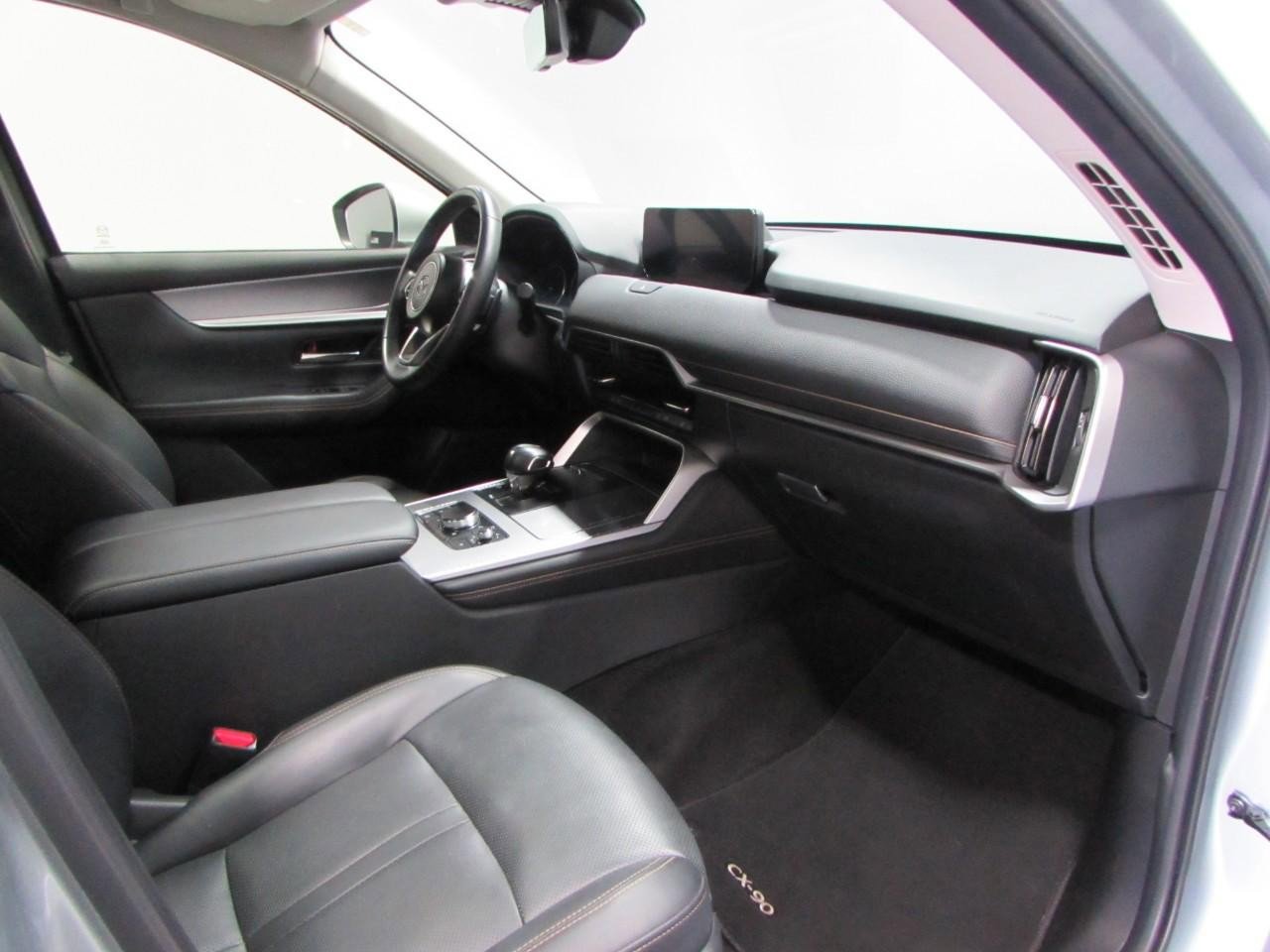 Used 2024 MAZDA CX-90 3.3 Turbo w/ Premium Package image 18