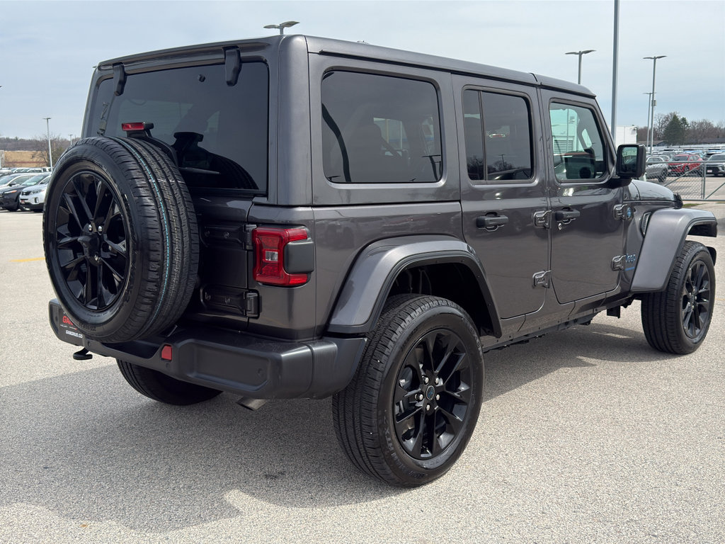 Used 2025 Jeep Wrangler Sahara w/ Safety Group image 5