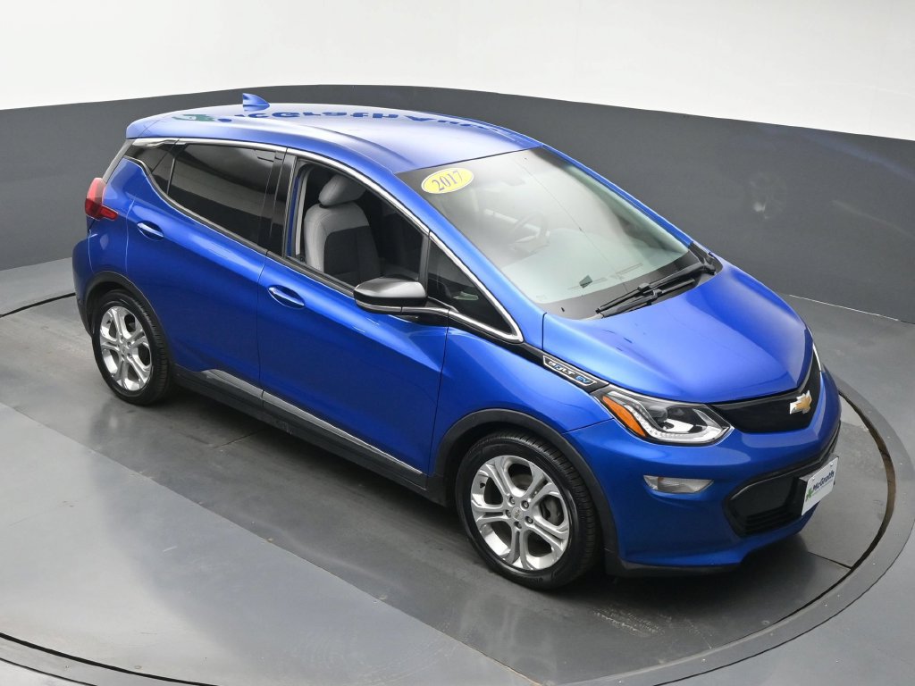 Used 2017 Chevrolet Bolt LT FWD image 3
