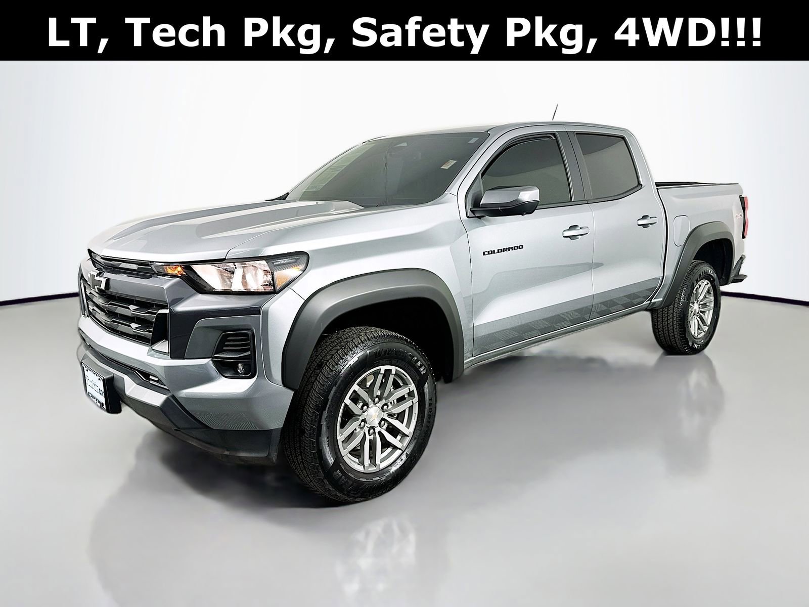 Used 2024 Chevrolet Colorado LT w/ LT Convenience Package II image 4