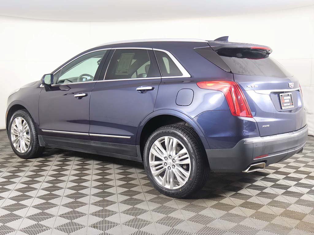 Used 2017 Cadillac XT5 Premium Luxury w/ LPO, Wheel Lock Package AWD/4WD image 11