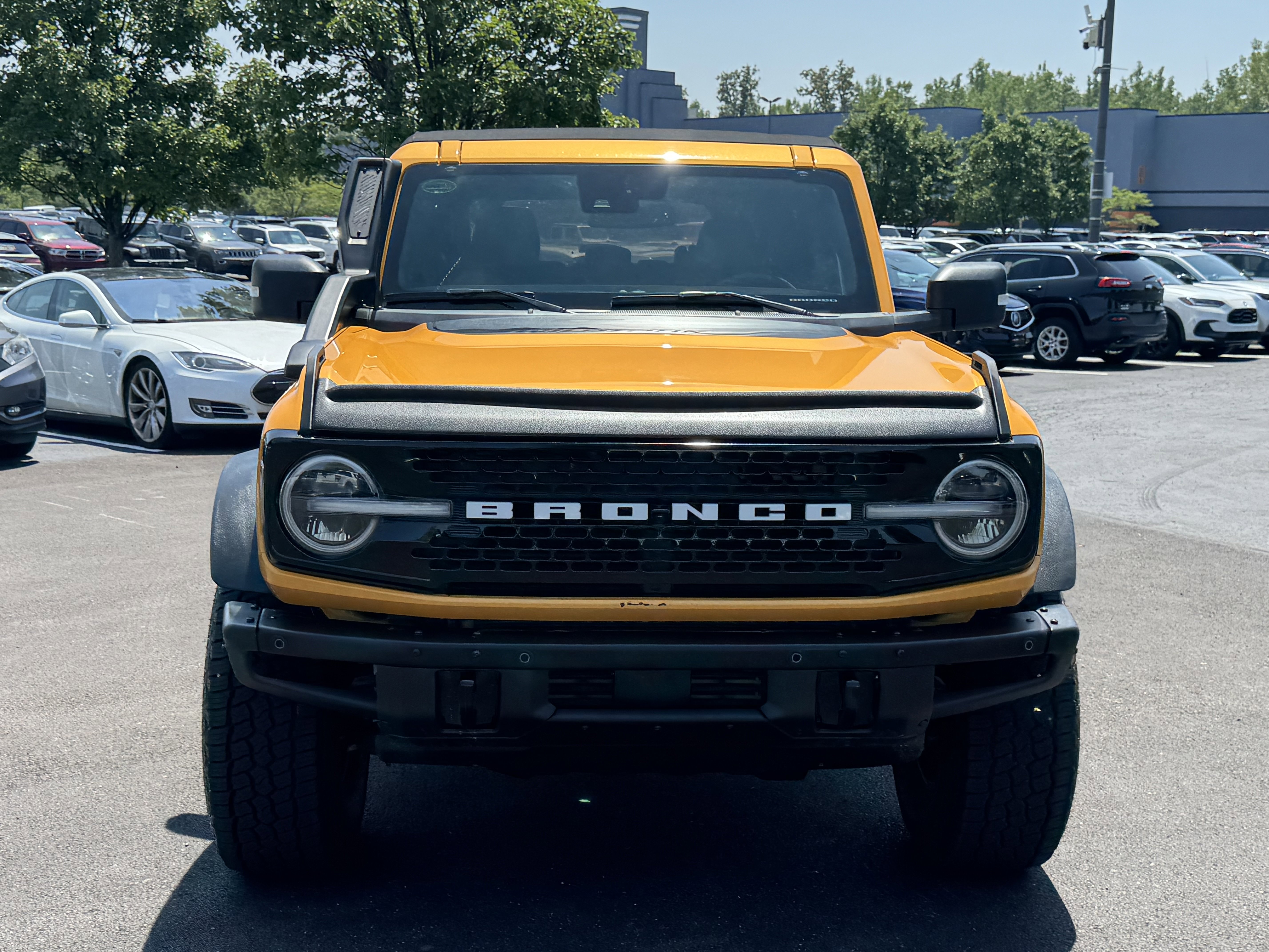 Used 2022 Ford Bronco Wildtrak image 3