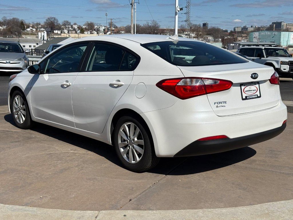 Used 2016 Kia Forte LX w/ LX Popular Plus Package image 7