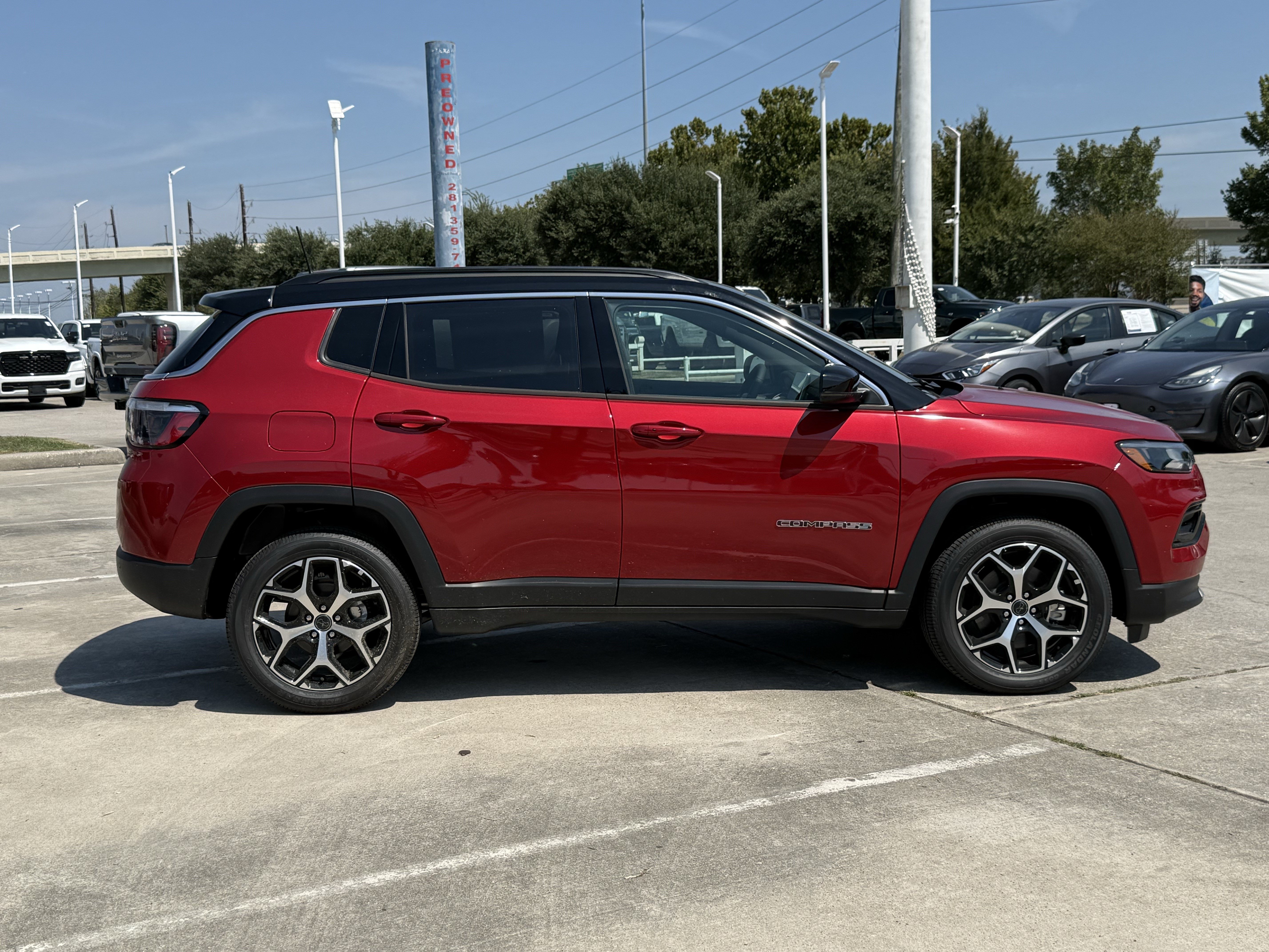New 2026 Jeep Compass Limited AWD/4WD image 3