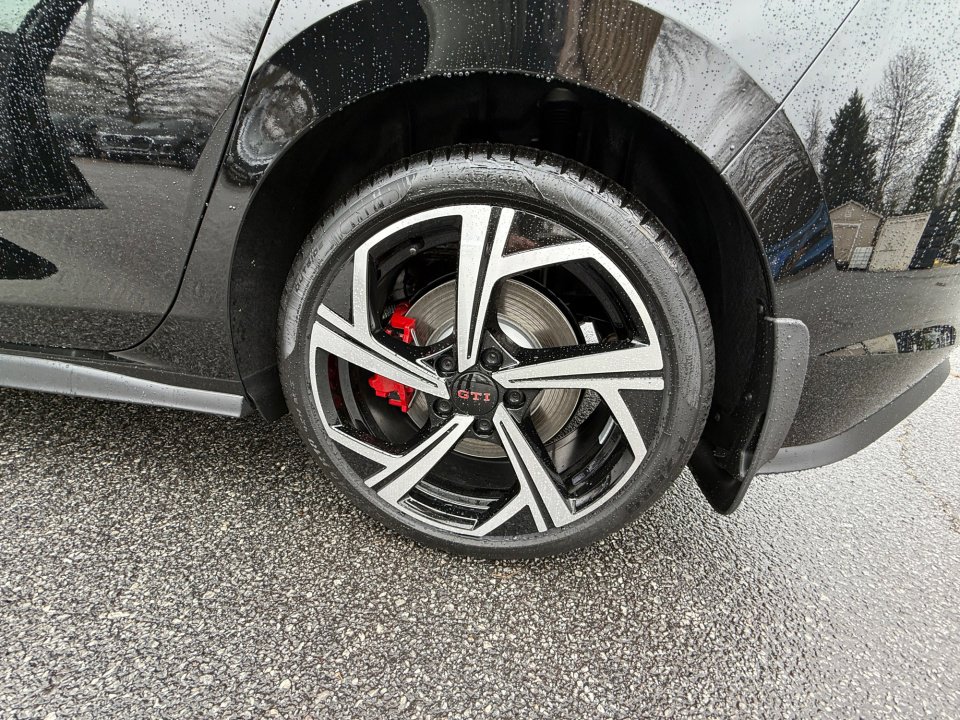 New 2026 Volkswagen GTI SE image 22