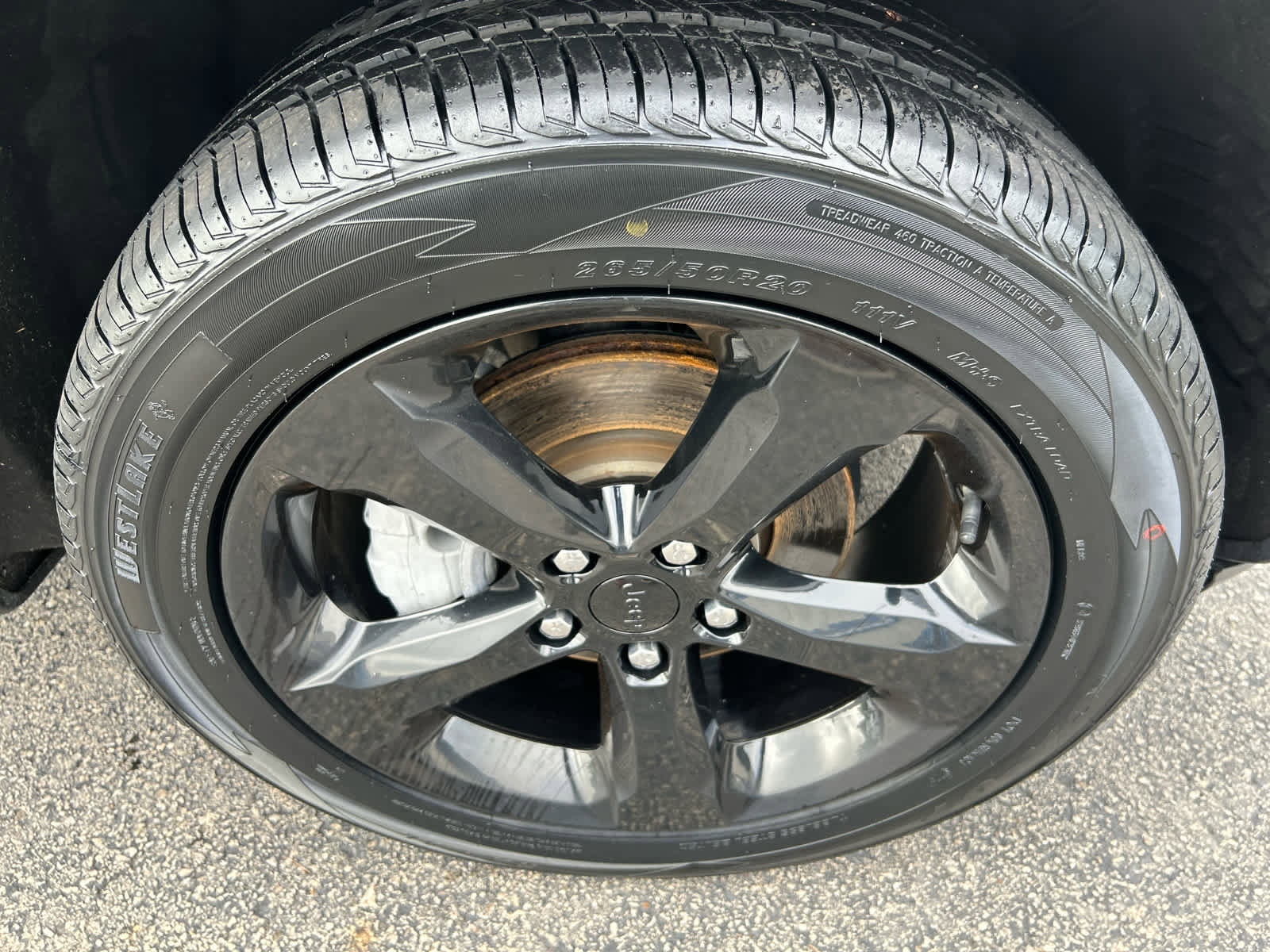 Used 2023 Jeep Grand Cherokee Limited w/ Luxury Tech Group II image 9