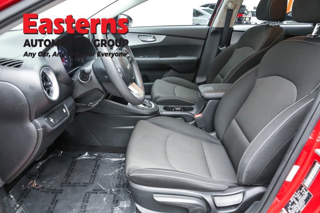 Used 2023 Kia Forte LXS image 14