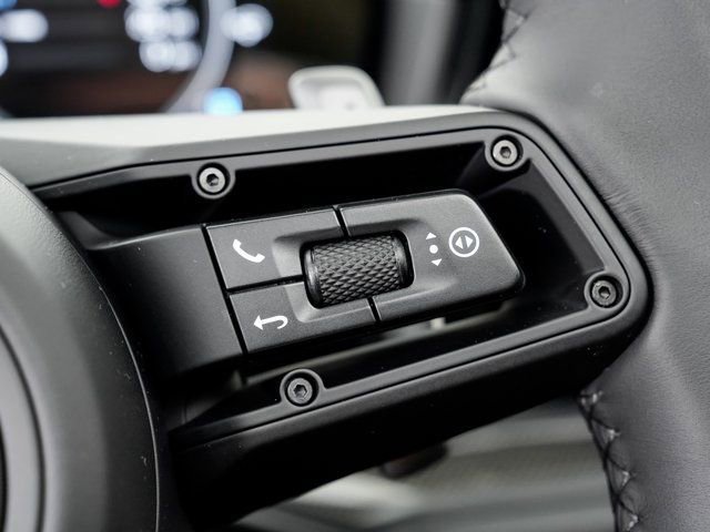 New 2026 Porsche Cayenne GTS image 14