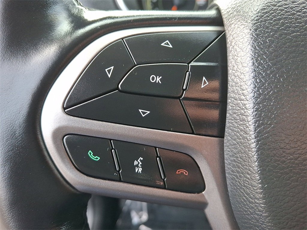 Used 2021 Jeep Cherokee Latitude Lux w/ Comfort/Convenience Group image 22