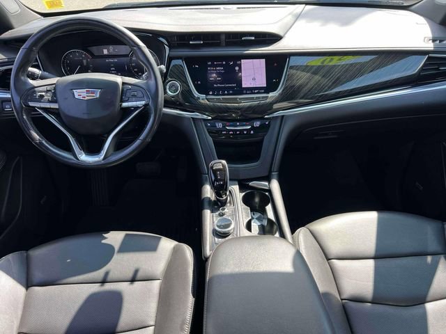 Used 2020 Cadillac XT6 Premium Luxury image 15