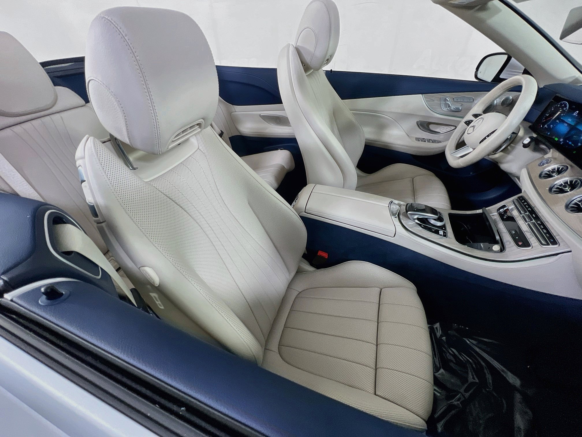Used 2023 Mercedes-Benz E 450 4MATIC Cabriolet image 27