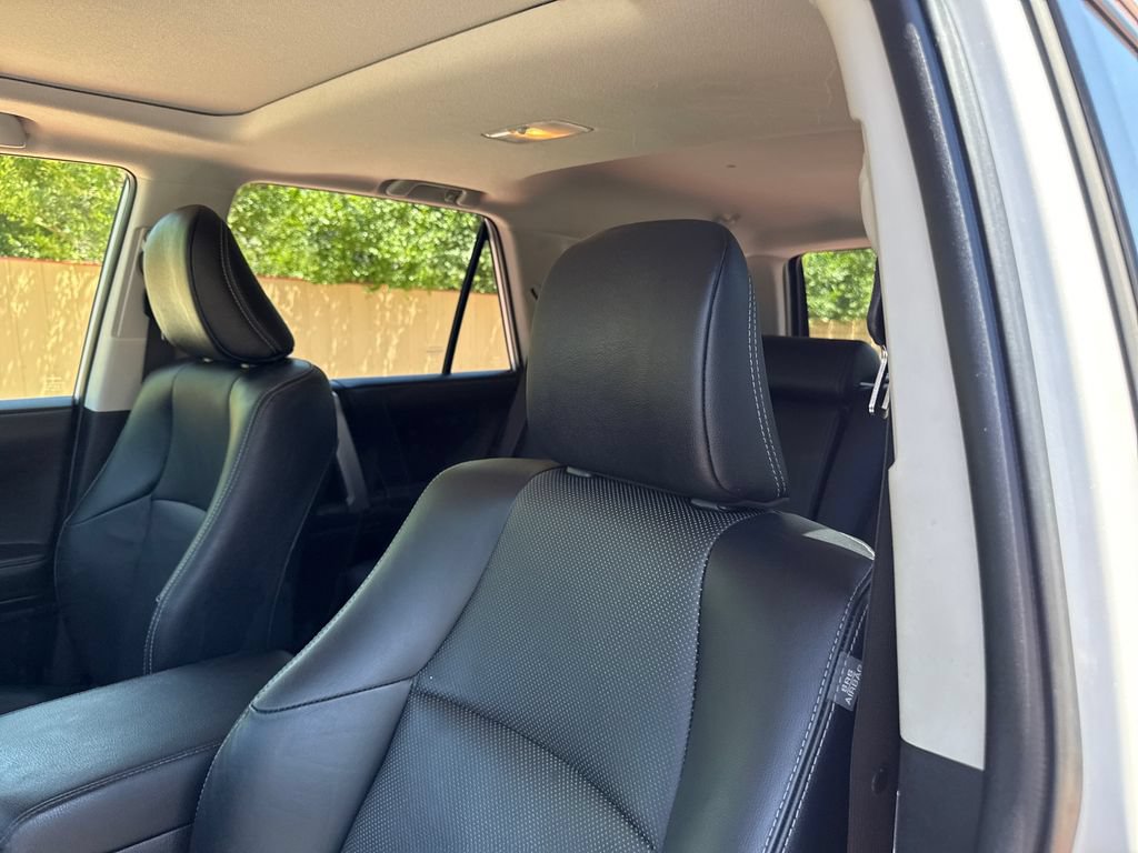 Used 2024 Toyota 4Runner Limited AWD/4WD image 13