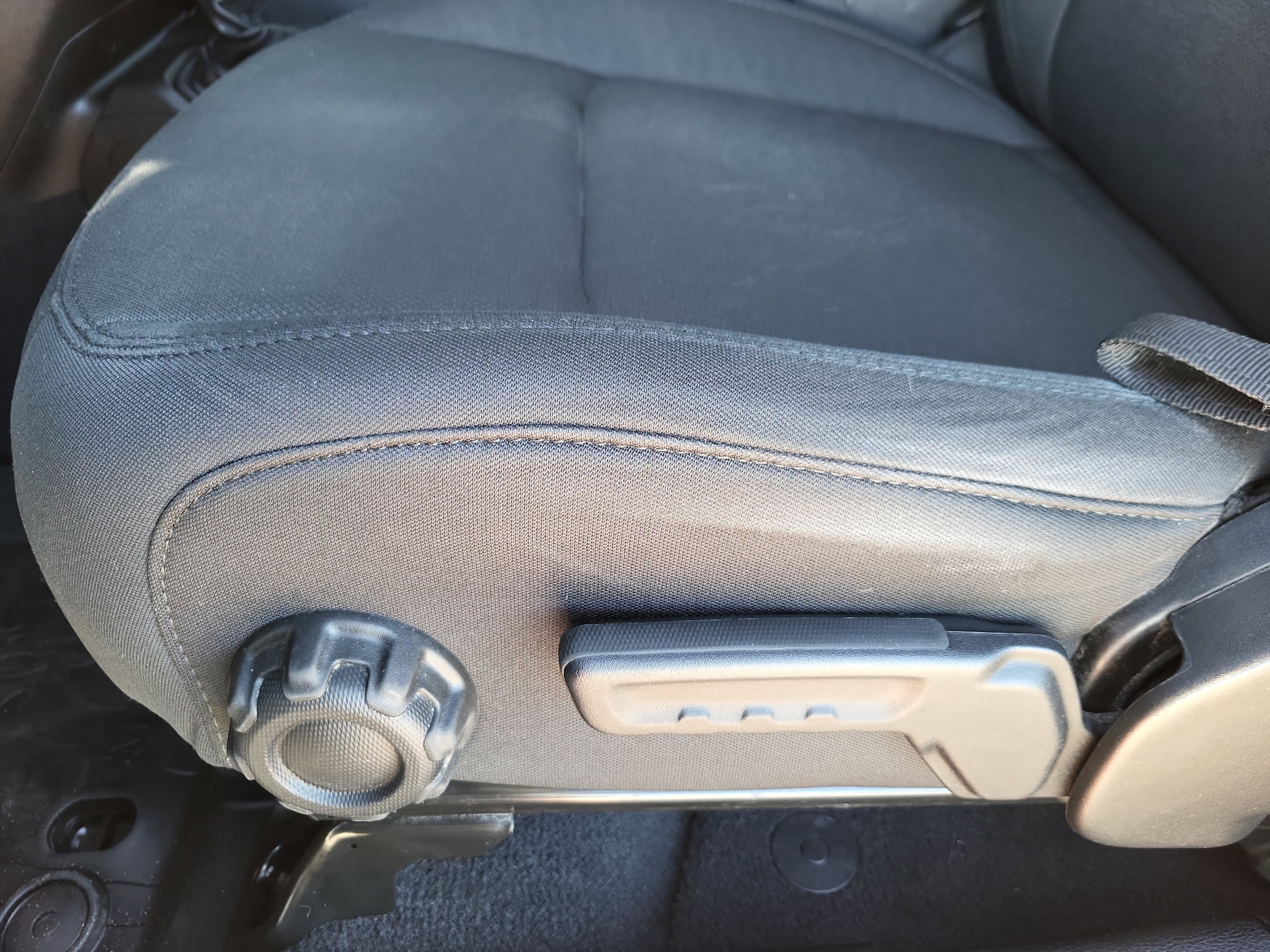 Used 2020 Jeep Gladiator Sport w/ Quick Order Package 24S image 8