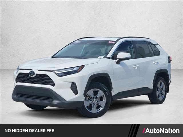 Used 2024 Toyota RAV4 XLE w/ Convenience Package FWD image 1