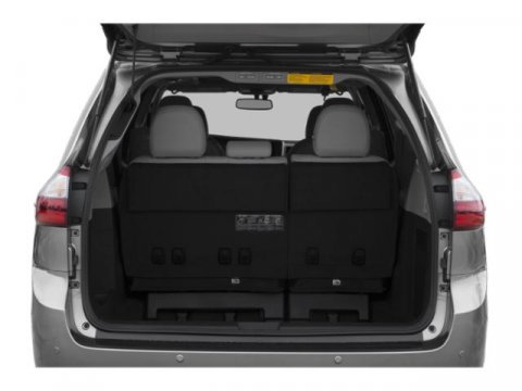 Used 2015 Toyota Sienna XLE image 12