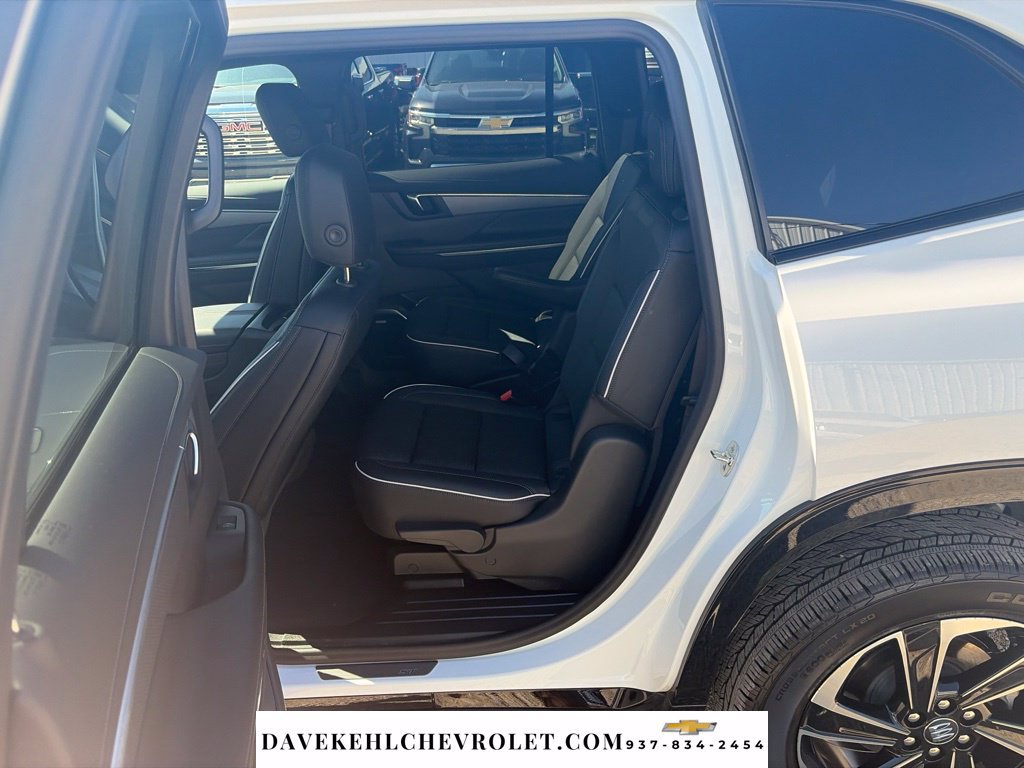 Used 2026 Buick Enclave Sport Touring AWD/4WD image 22
