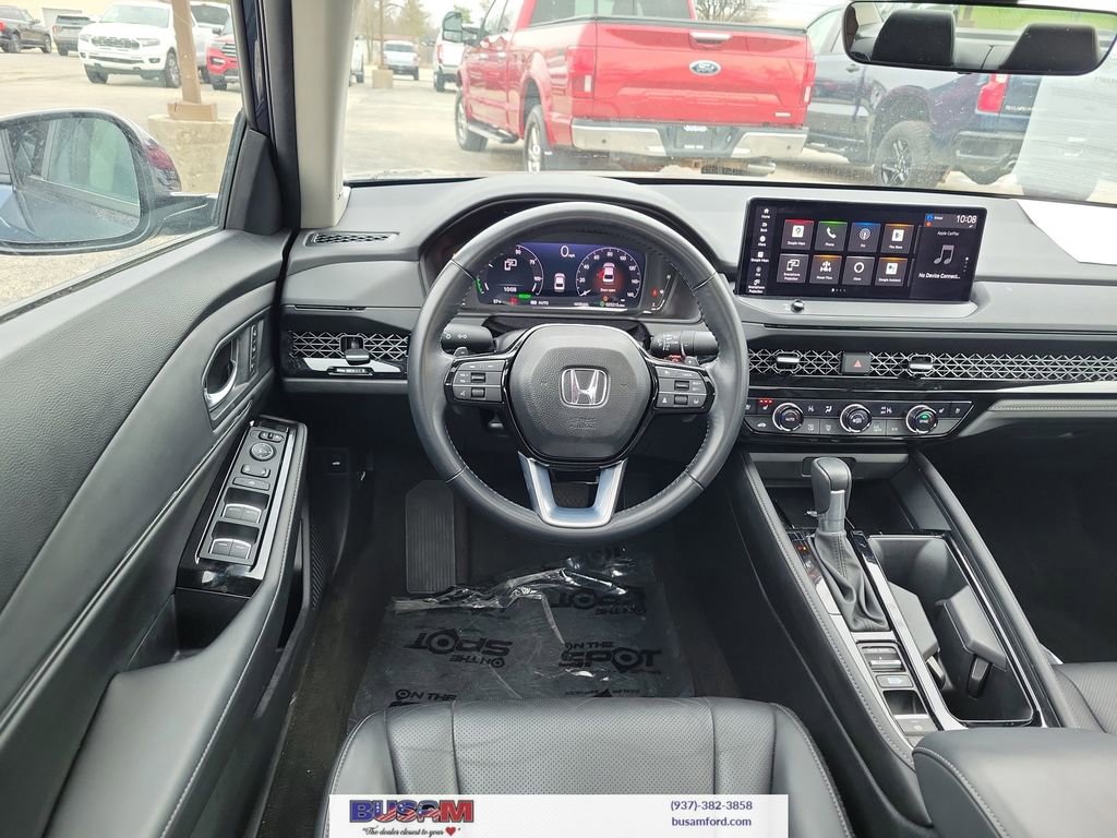 Used 2024 Honda Accord Touring image 8