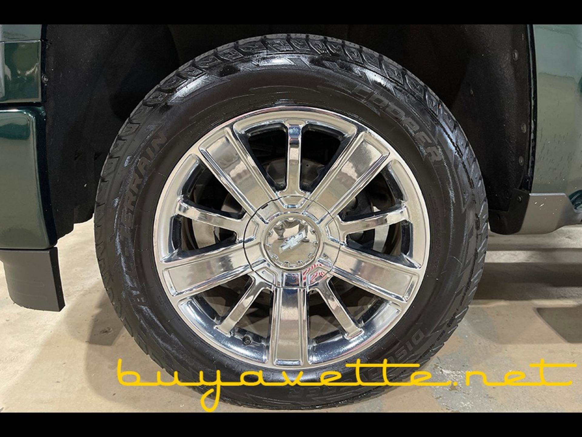 Used 2015 Chevrolet Silverado 1500 High Country w/ High Country Premium Package image 8