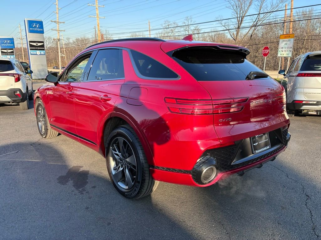 Used 2025 Genesis GV70 3.5T Sport image 5