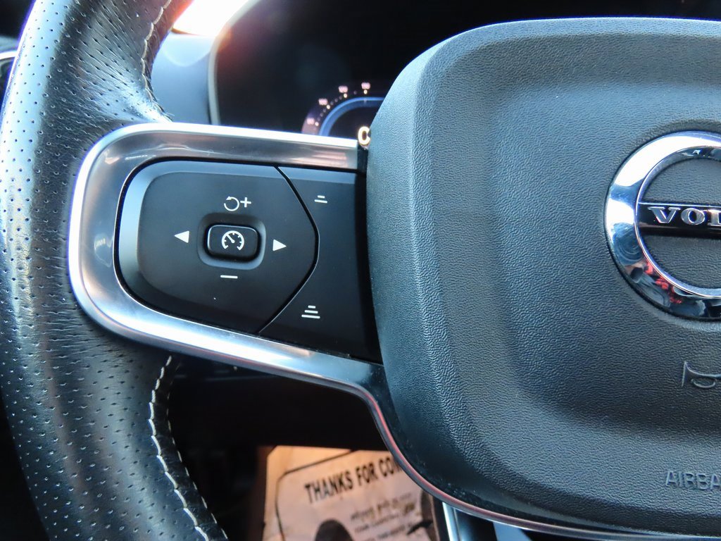 Used 2021 Volvo XC40 P8 Recharge image 30