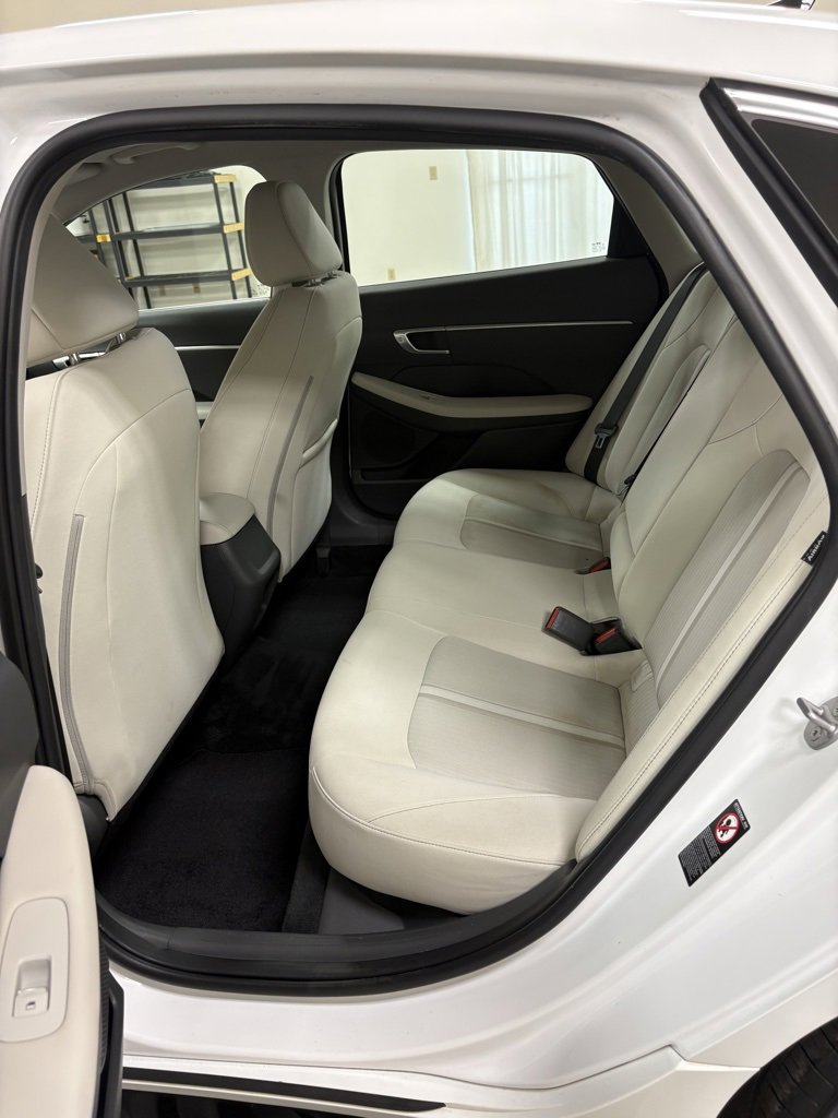 Used 2023 Hyundai Sonata SEL w/ Preferred Accessory Package image 17