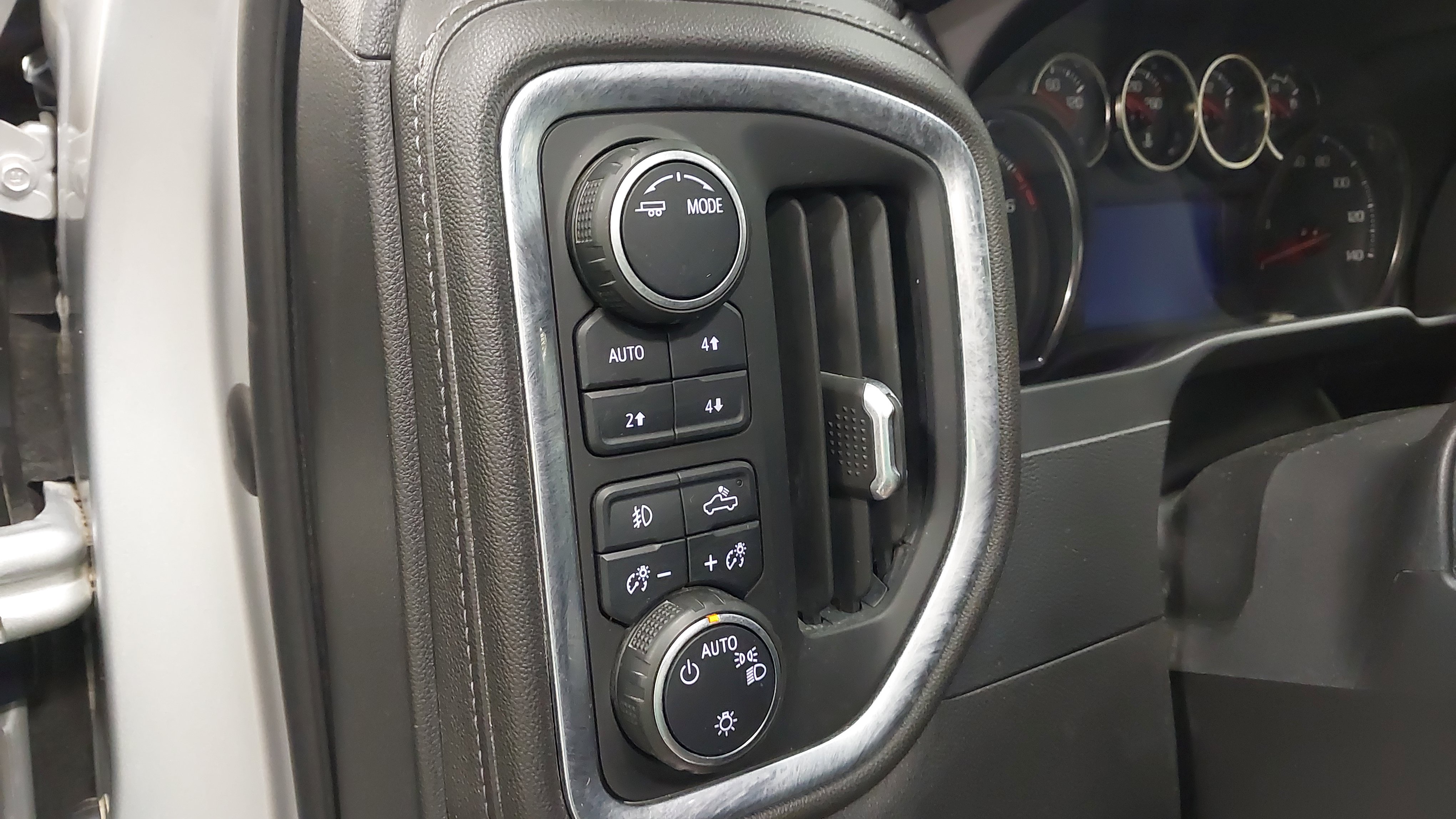 Used 2022 Chevrolet Silverado 1500 LT Trail Boss AWD/4WD image 23