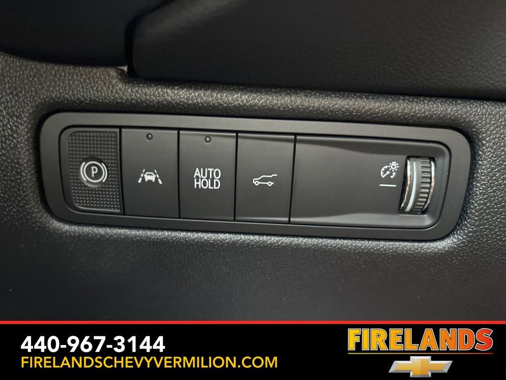 New 2025 Chevrolet Equinox EV RS image 17