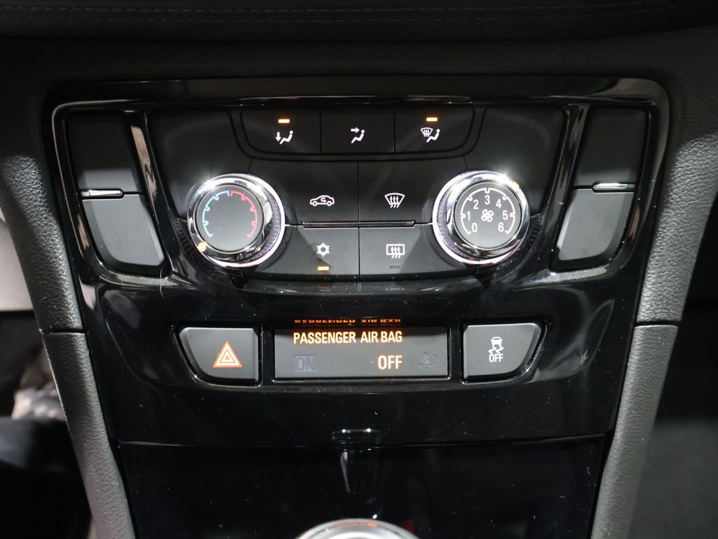 Used 2019 Buick Encore Preferred image 30