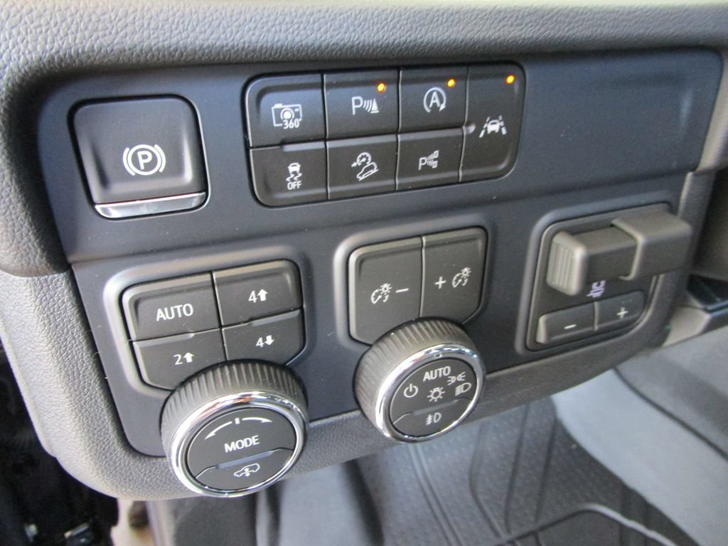 New 2026 Chevrolet Tahoe RST w/ RST Capability Package AWD/4WD image 29