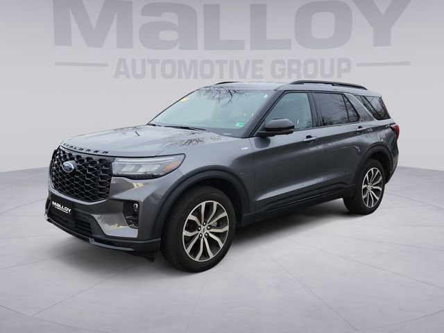 Certified 2025 Ford Explorer ST-Line image 1