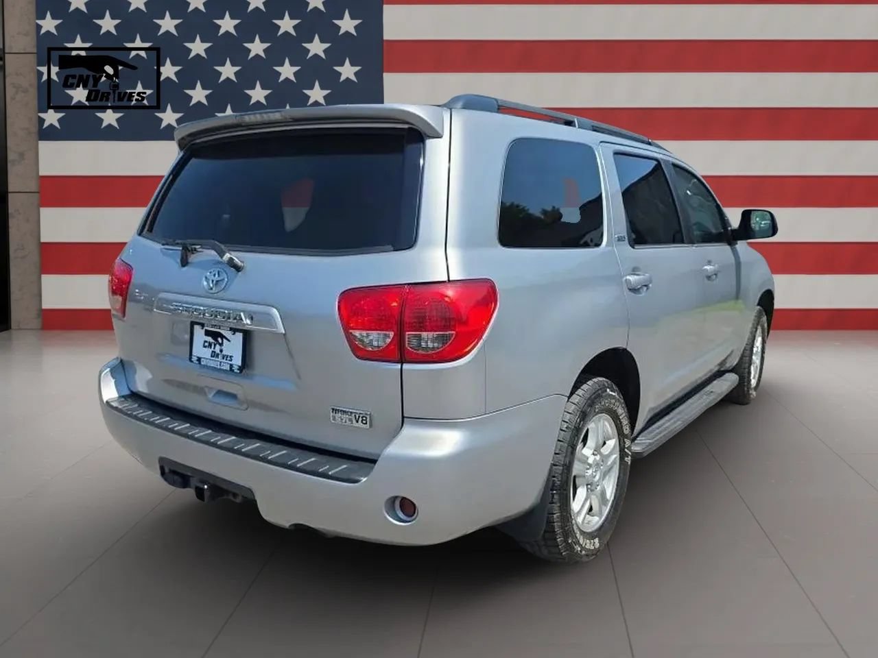 Used 2015 Toyota Sequoia SR5 AWD/4WD image 5