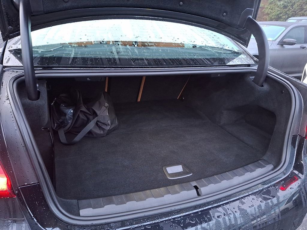 Certified 2024 BMW 330e xDrive w/ Premium Package image 24