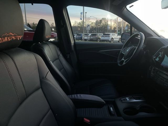 Used 2023 Honda Passport TrailSport image 8
