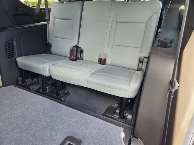 New 2026 Chevrolet Suburban LS w/ LPO, Dark Essentials Package RWD image 8