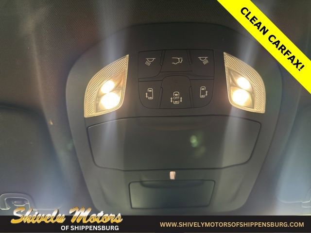 Used 2024 Chrysler Pacifica Touring image 20