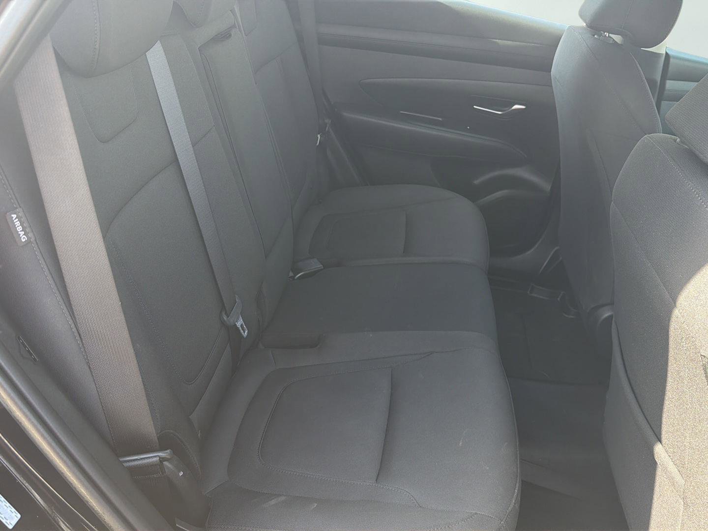 Used 2025 Hyundai Tucson SE image 31