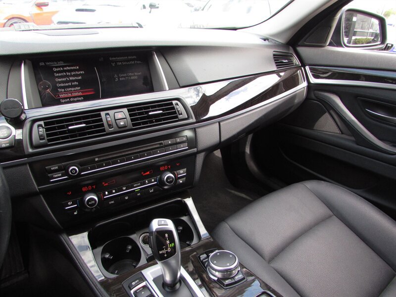 Used 2015 BMW 528i Sedan RWD image 17