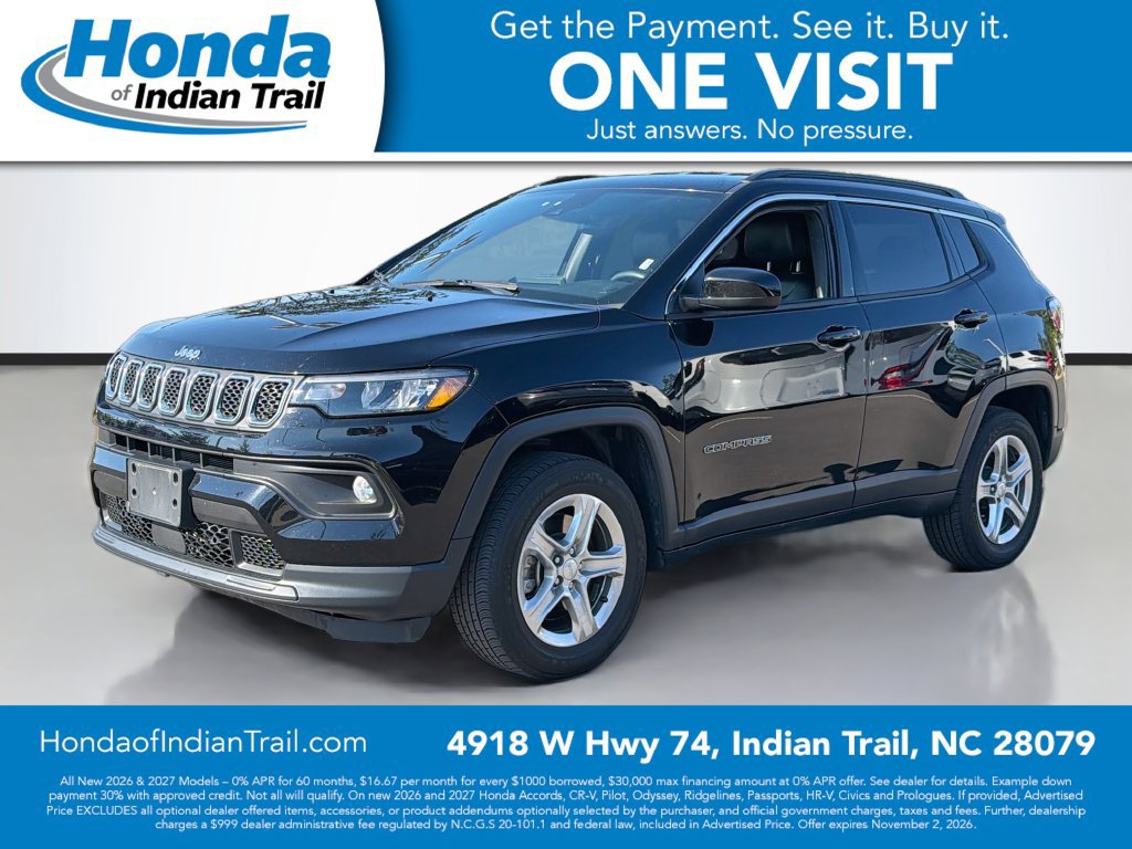 Used 2024 Jeep Compass Latitude AWD/4WD image 2