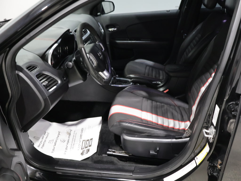 Used 2013 Dodge Avenger R/T FWD image 10